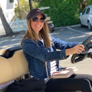 Meet your Posher, Jessica